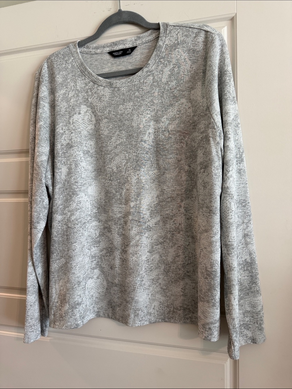 Simply Vera Vera Wang Heather Gray Crewneck Long-Sleeve Top